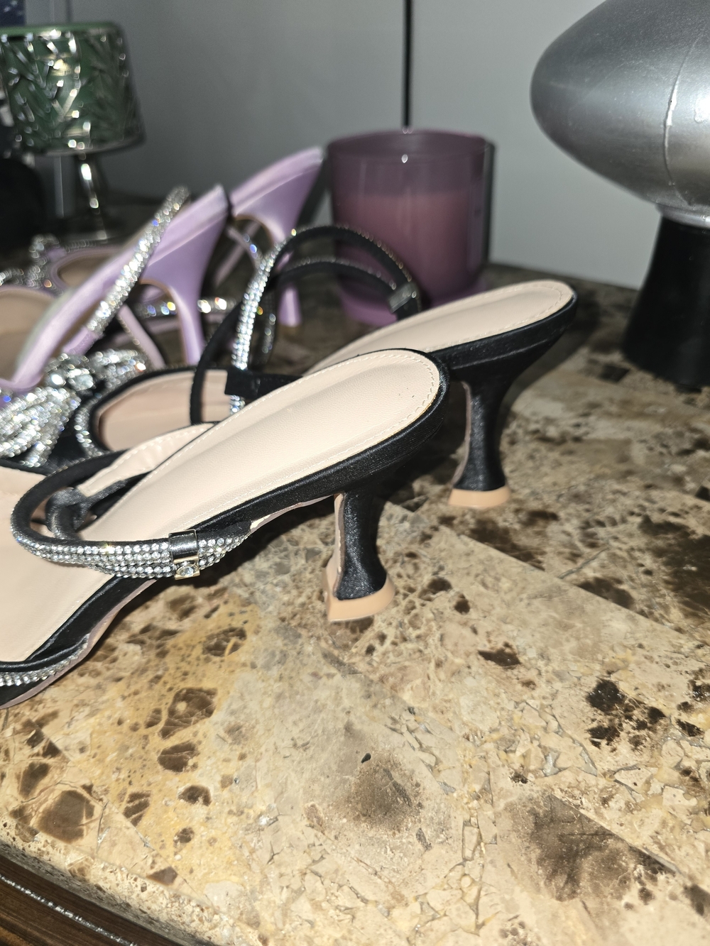 Elegant Rhinestone Bow Pointed-Toe Mule - Pink and Black - Picture 3 of 3